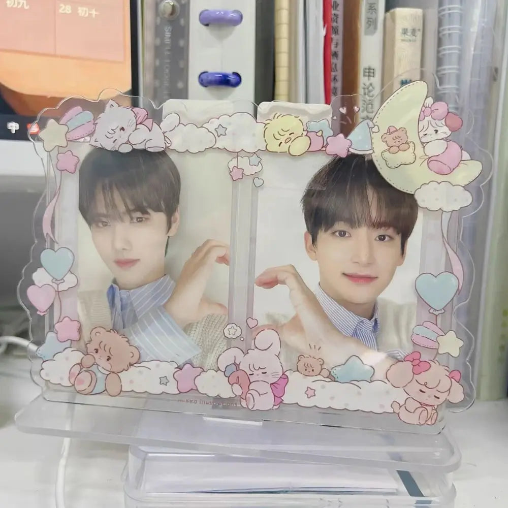 Creative Transparent Idol Card Display Stand Dustproof Waterproof Photo Card Holder INS Korean Card Protective Case Gifts