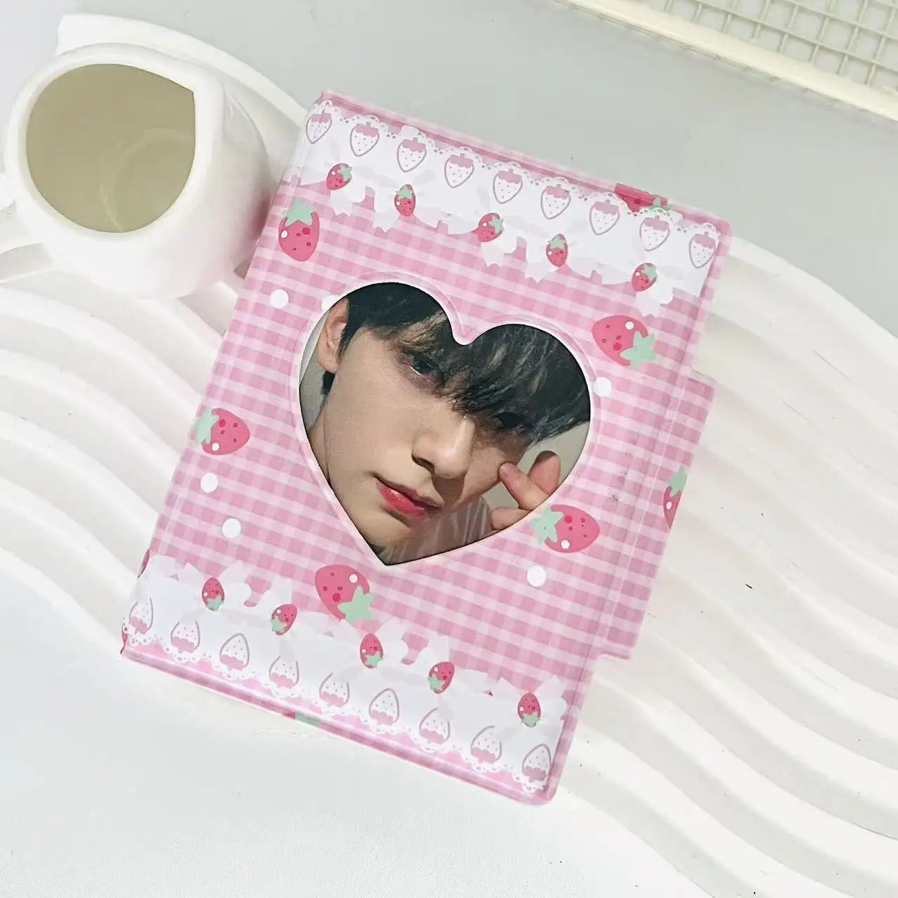 INS Cute Strawberry Card Album 3 Inch Photocard Album Kpop Idol Photo Card Book Holder Star Chasing Girl Gift