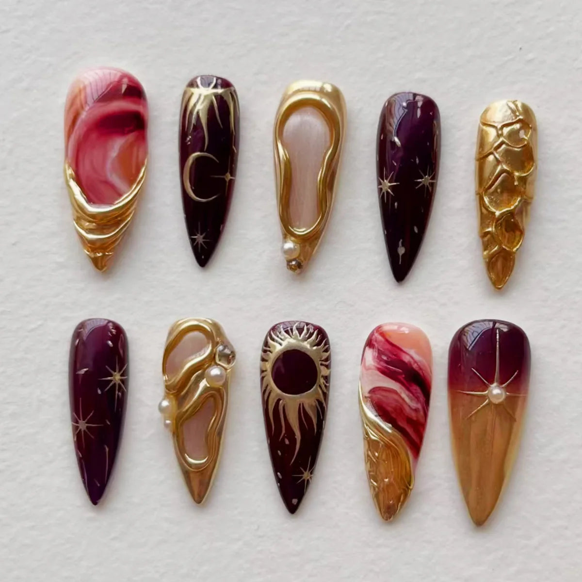 30pcs 3D Dream Rose Press on Nails Heart & Animal Wave Fake Nail Short Almond Full Coverage Nail for Women&Girl False Nail Art