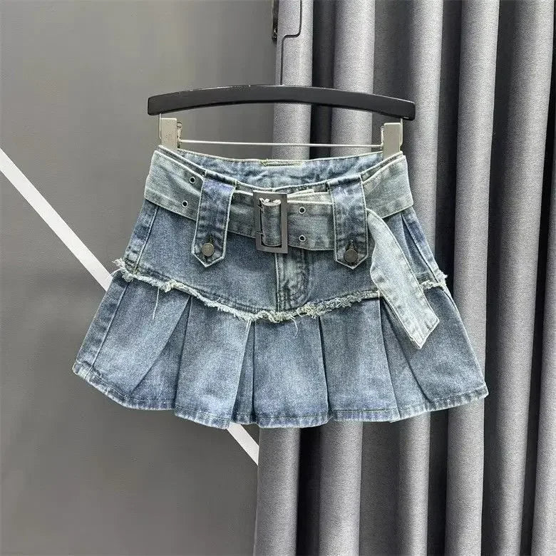 Hip-hop New Fashion Neck Halter Mini Skirt Two-piece Set American Retro High Street Trend Y2K Pleated Skirt Harajuku Women Suit