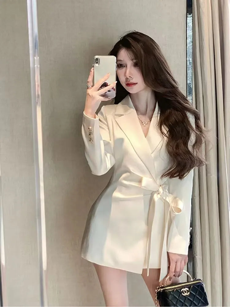 Solid Color 2026 Autumn New Korean Style Slimming Belted Blazer with Waist-Cinching Design for Women Lace-Up Jacket White Black