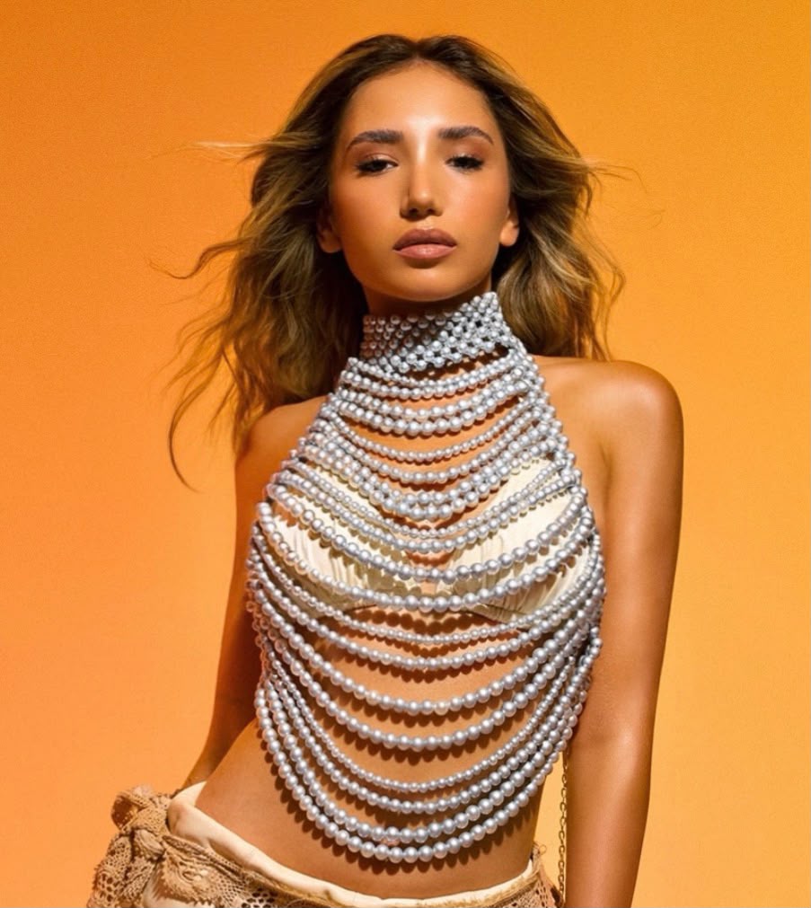 Handmade White Pearl Multilayer Bridal Halter Neck Vest Body Chain Pearl Bralette Chest Harness Beaded Bra