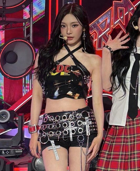 Low rise hollow metal steel ring punk style fashionable shorts, suitable for hot girls in the 2026 street fashion trend