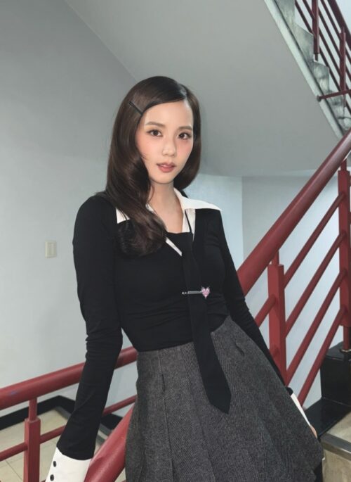 Vintage Winter Pleated Mini Skirt Women Streetwear High Waist Woolen Cute Skater Skirts With Shorts Belt Grey Black Skirt Woman