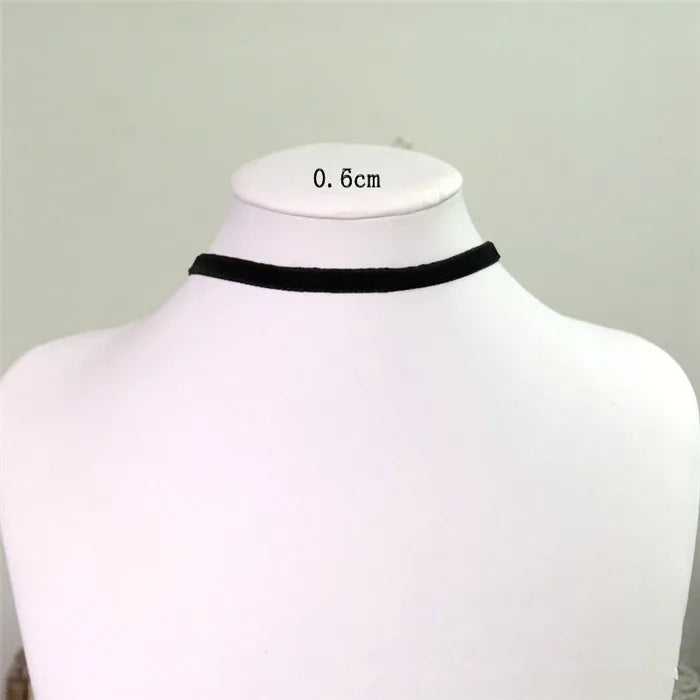 Black Velvet Choker Necklace Women Harajuku Gothic Statement Necklace Female Jewelry Party Wedding Gifts