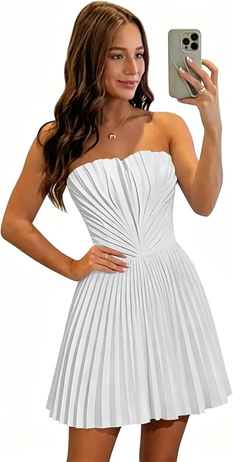 Customized Satin Pleated Short Homecoming Dresses For Teens 2026 Short Strapless A-Line Mini Cocktail Party Dresses