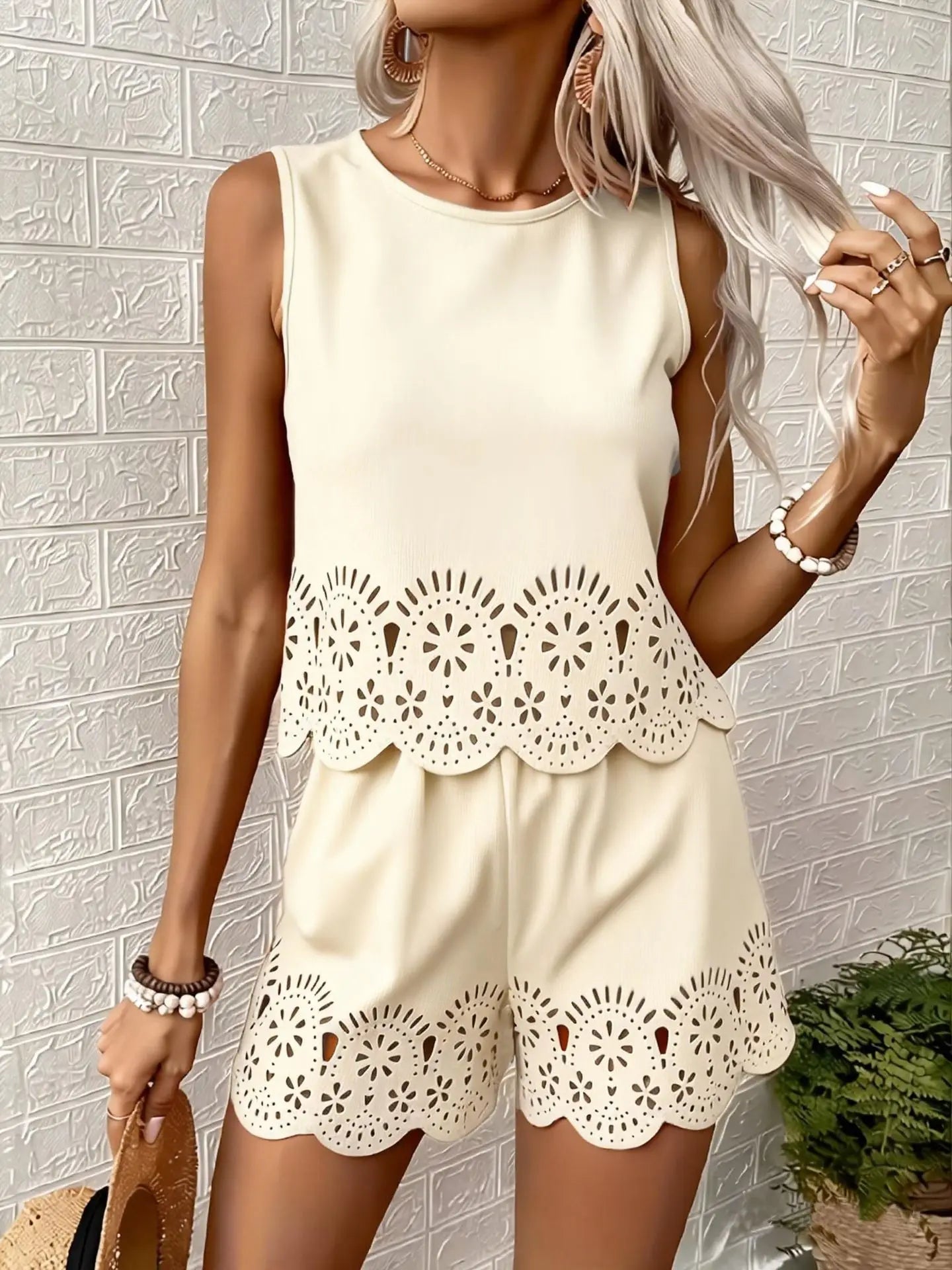 Hollow Out Print Loose Short Sleeve Shorts 2-Piece Set | Inspired by Neslihan Atagül