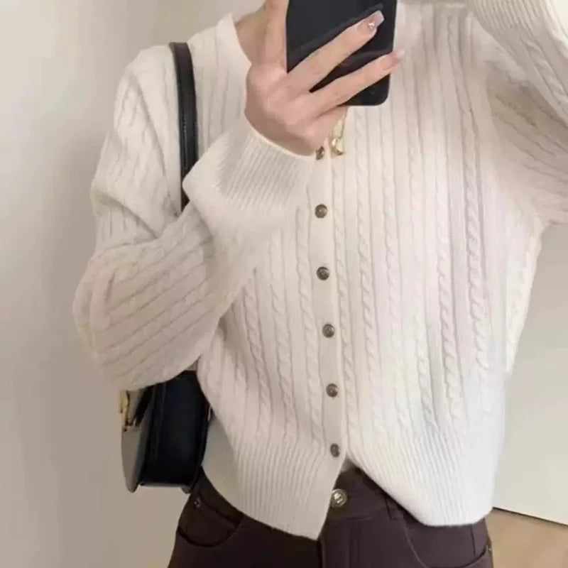 100% pure wool autumn fragrance New Year's red knit cardigan women's twist sweater with high sense of laziness short top.