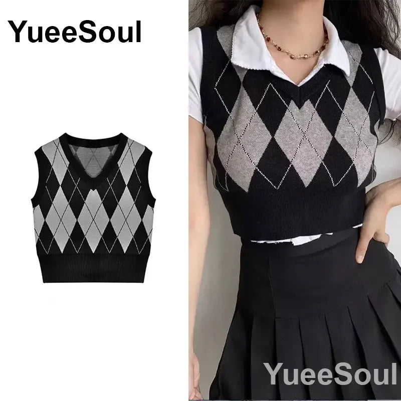Vintage Knitted Women Sweater Vest American Y2K Aesthetic Sweet Cute 90s Slim Crop Waistcoat 2023 New Plaid Sleeveless Knitwears
