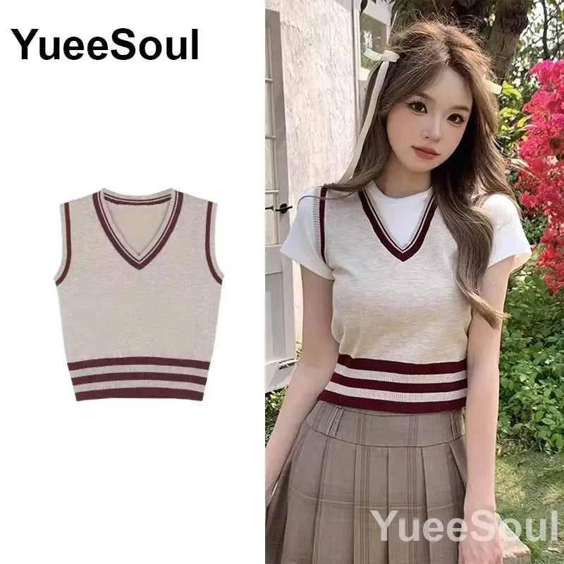 Vintage Knitted Women Sweater Vest American Y2K Aesthetic Sweet Cute 90s Slim Crop Waistcoat 2023 New Plaid Sleeveless Knitwears