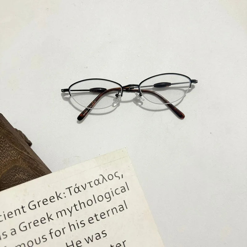 Korean Retro Cat Eye Anti-blue Light Glasses Women No Makeup Plain Glasses Men Contrasting Cute Decorative Computer Glasses