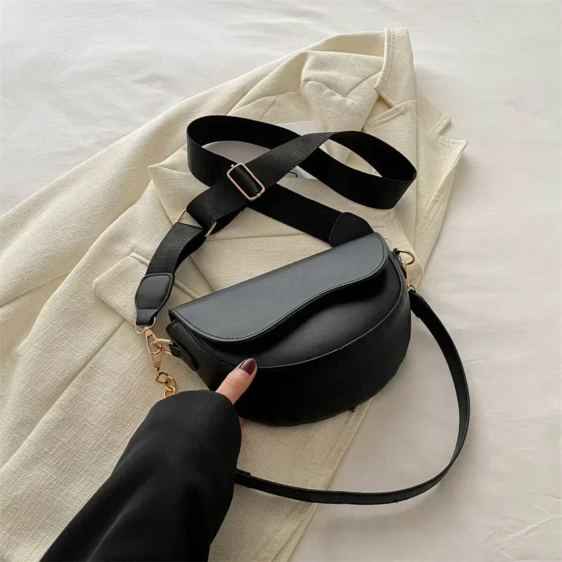 Vintage Double Strap Saddle Crossbody Shoulder Bag | Inspired by Neslihan Atagül