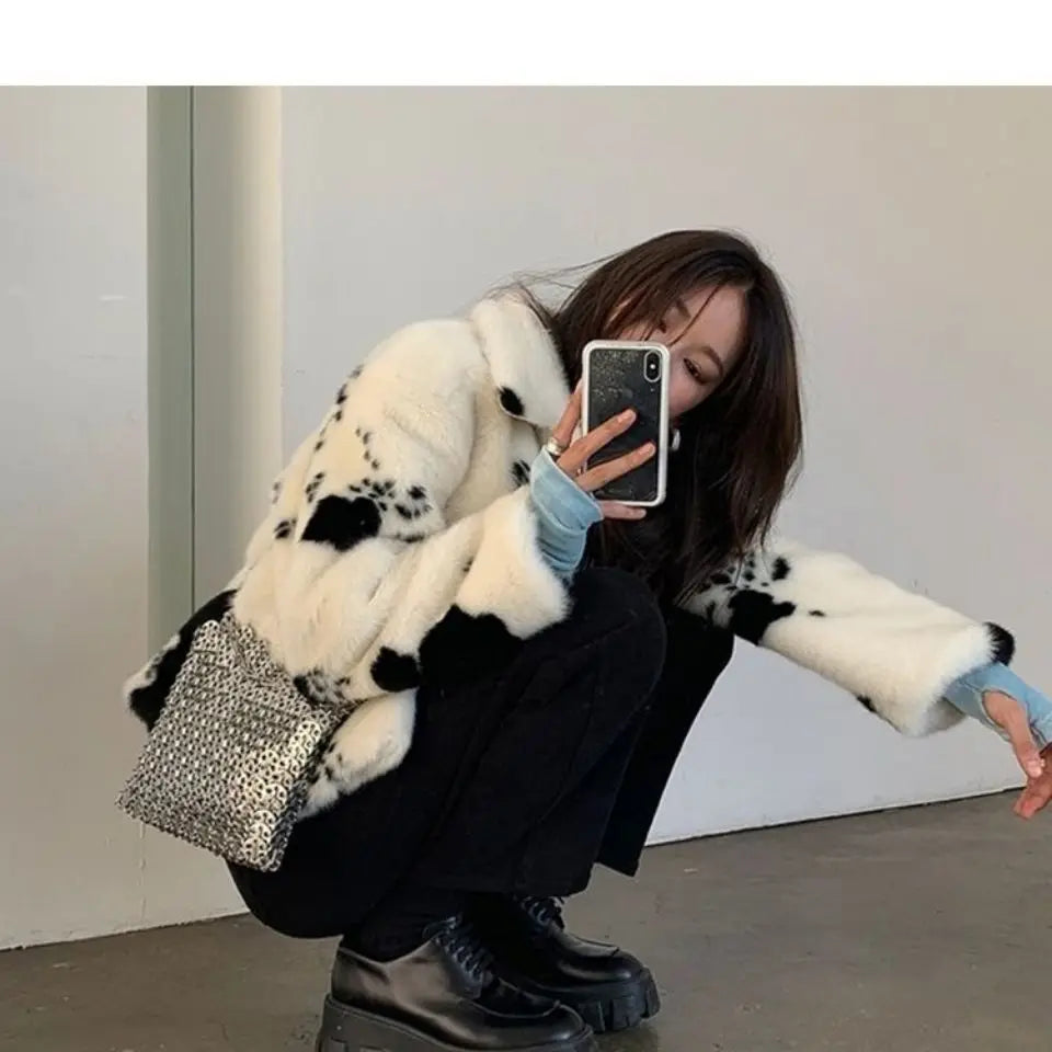 New Korean Version Women's Short Loose and Fashionable Square Neck Black and White Cow Pattern Faux Fur Mink Fur Coat