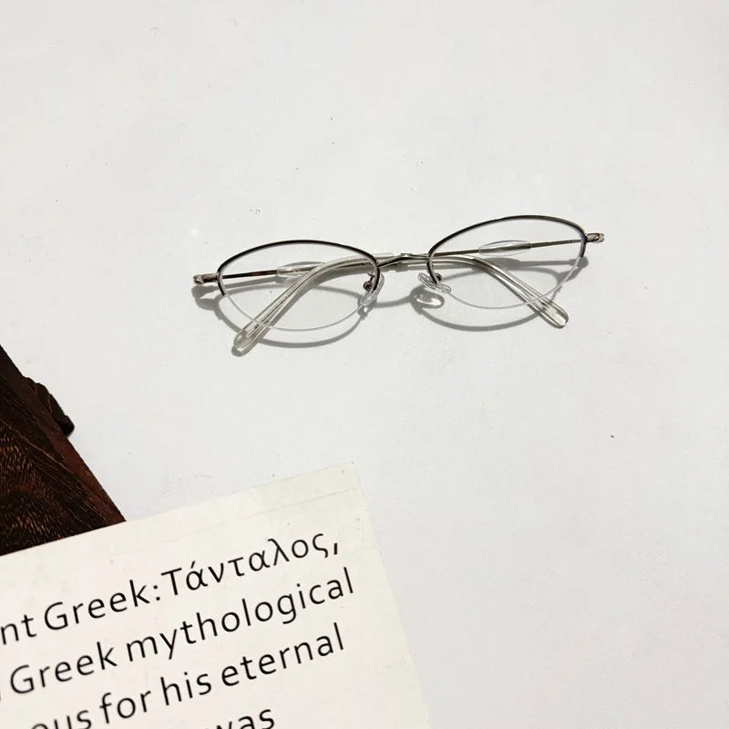 Korean Retro Cat Eye Anti-blue Light Glasses Women No Makeup Plain Glasses Men Contrasting Cute Decorative Computer Glasses