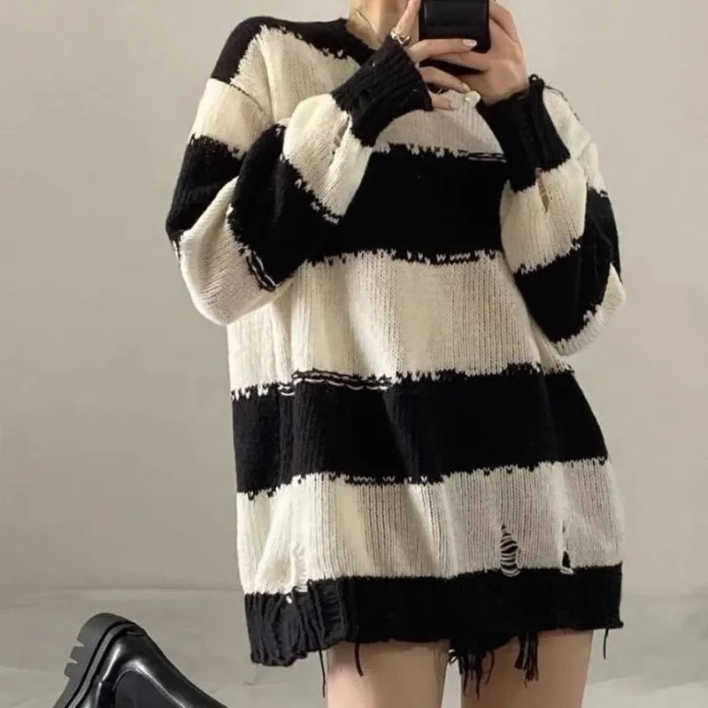 Sweaters Women Gothic Vintage Hole Aesthetic Autumn Streetwear Striped Knitwear Simple Fashion Casual Loose All-match Pullovers