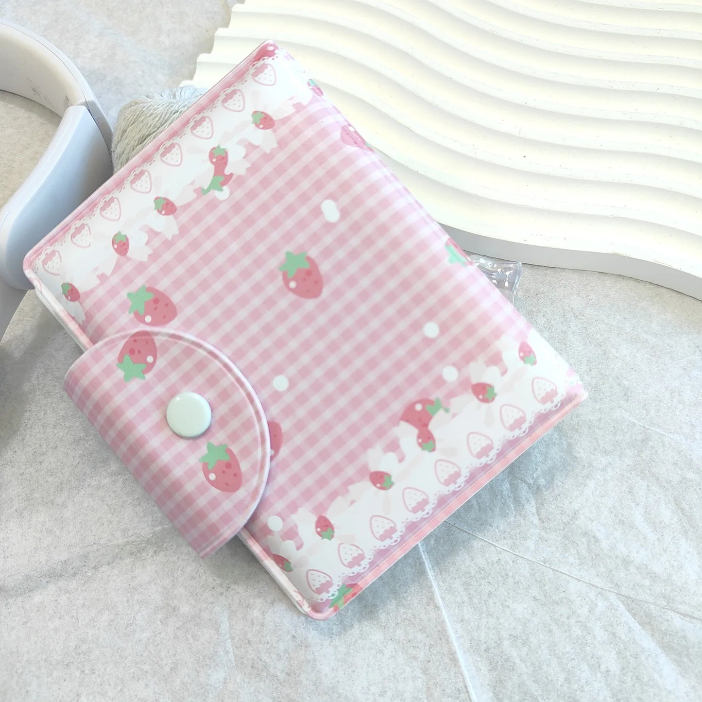 INS Cute Strawberry Card Album 3 Inch Photocard Album Kpop Idol Photo Card Book Holder Star Chasing Girl Gift