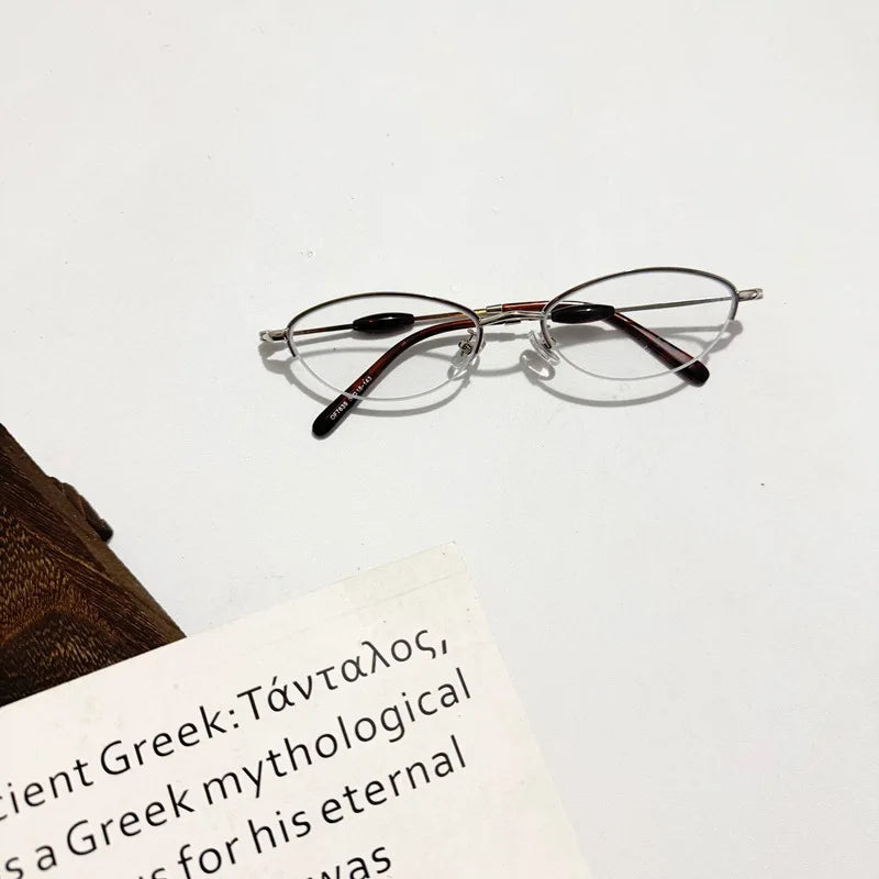 Korean Retro Cat Eye Anti-blue Light Glasses Women No Makeup Plain Glasses Men Contrasting Cute Decorative Computer Glasses