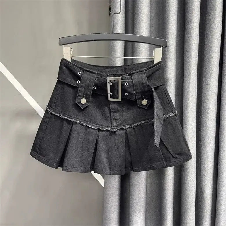 Hip-hop New Fashion Neck Halter Mini Skirt Two-piece Set American Retro High Street Trend Y2K Pleated Skirt Harajuku Women Suit