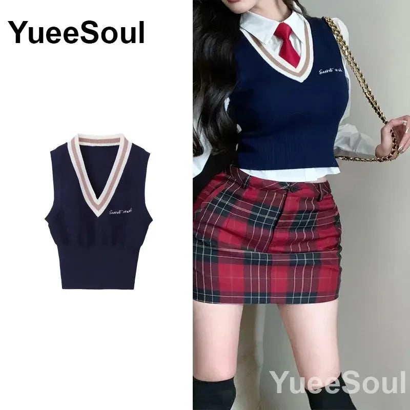 Vintage Knitted Women Sweater Vest American Y2K Aesthetic Sweet Cute 90s Slim Crop Waistcoat 2023 New Plaid Sleeveless Knitwears