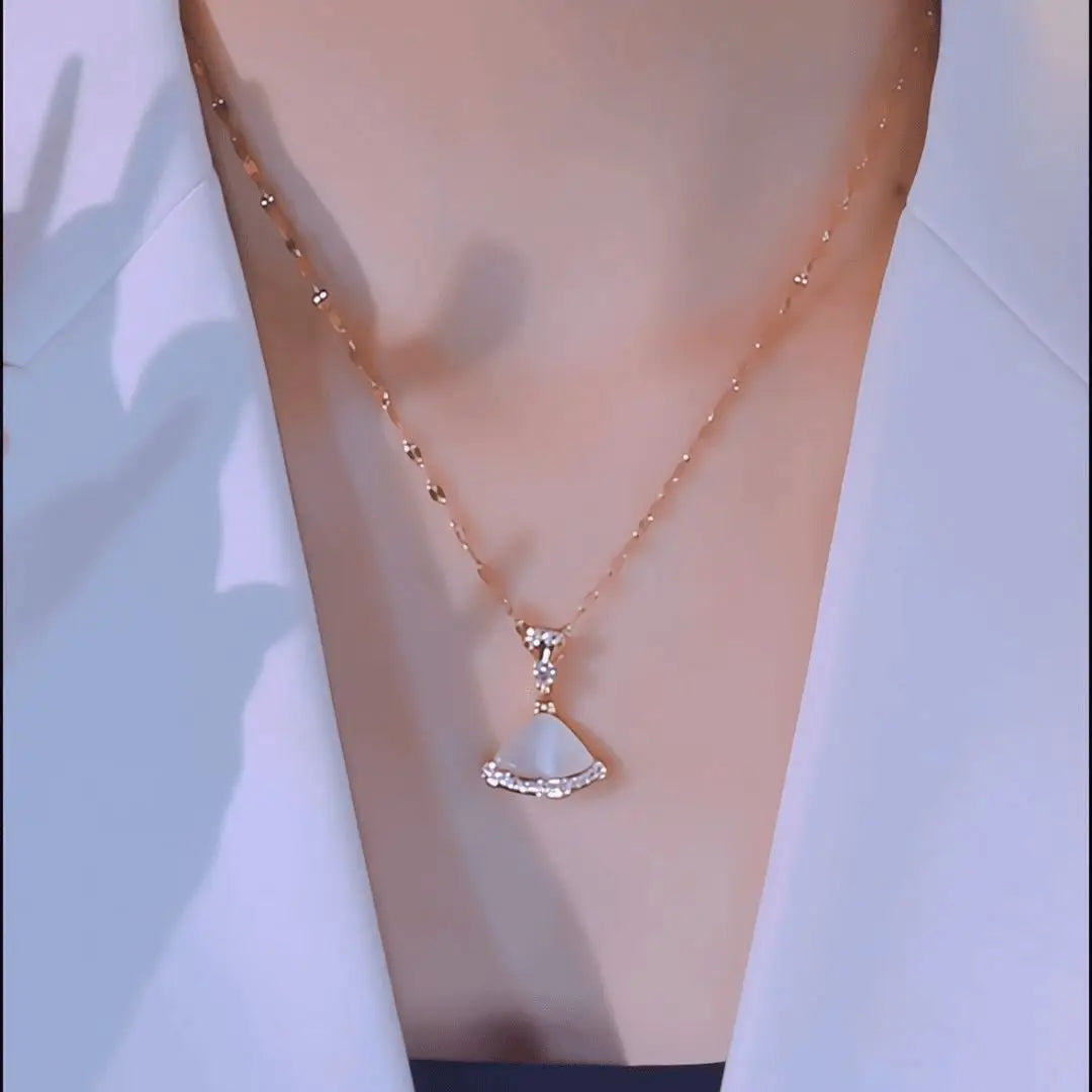 Elegant Titanium Steel Fan Pendant Necklace for Women | Anti-Tarnish Layering Choker | Minimalist Luxury Collarbone Chain