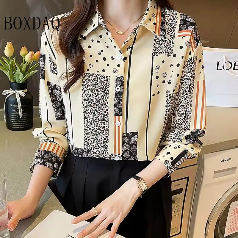 Abstract Print Full-Sleeve Lapel Blouse | Inspired by Hande Erçel
