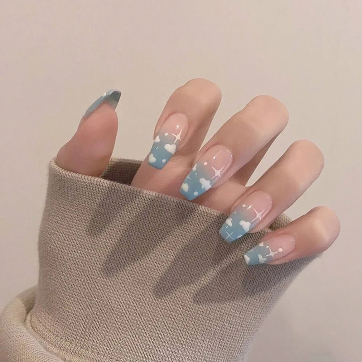 Cloudy Press-on Nails