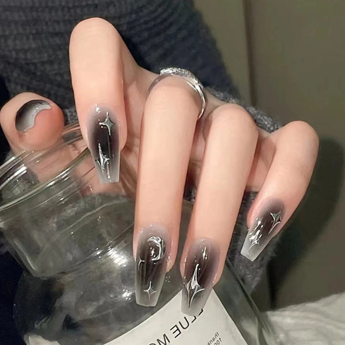 Cloudy Press-on Nails