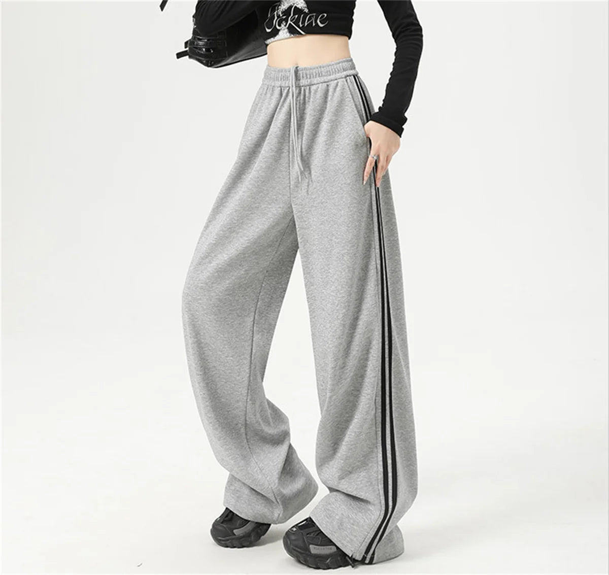 Color-Block Straight Leg Sweatpants | Inspired by Daniela