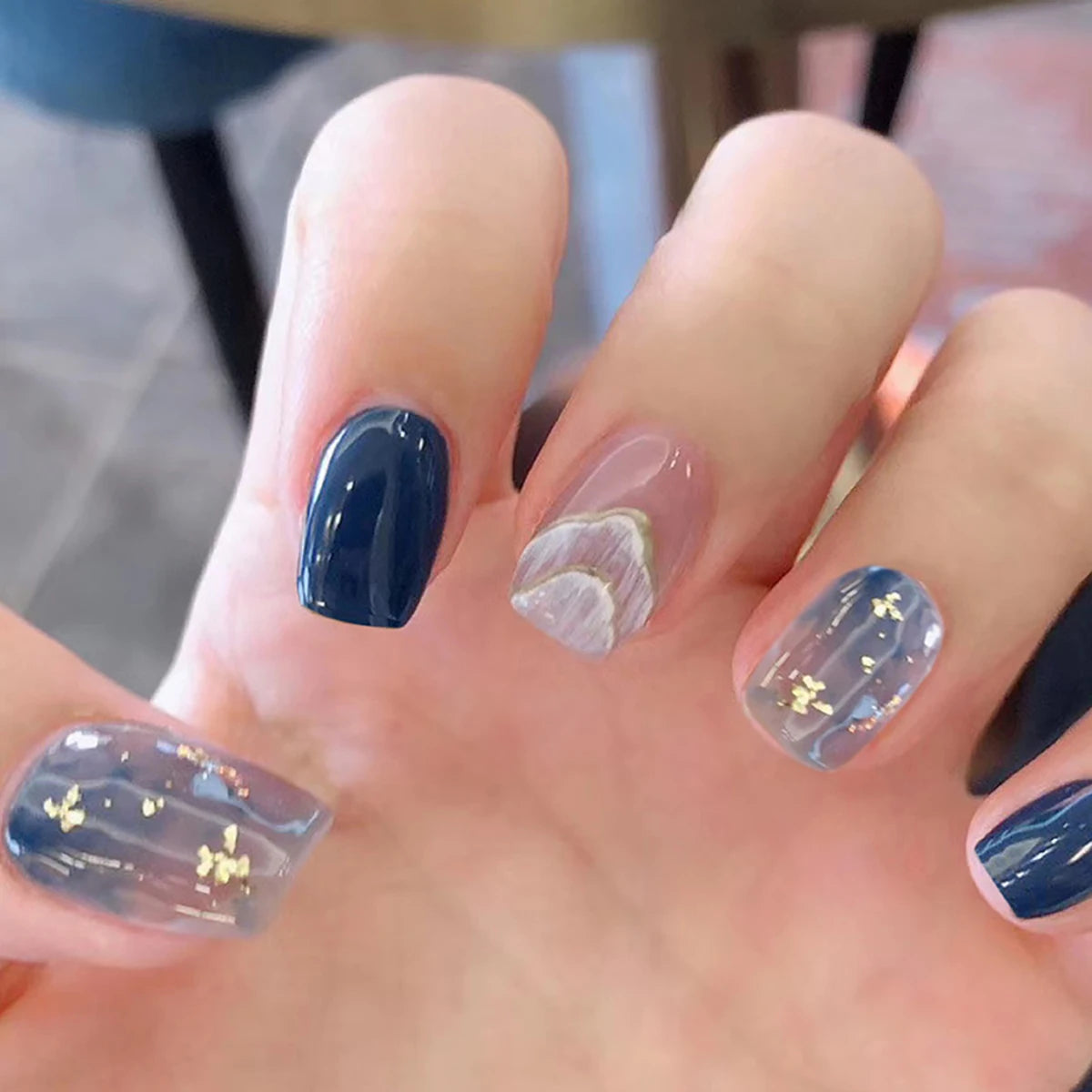 Cloudy Press-on Nails