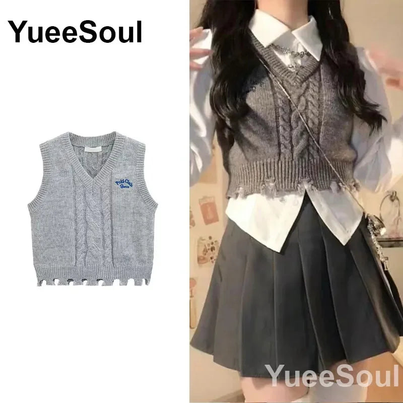 Vintage Knitted Women Sweater Vest American Y2K Aesthetic Sweet Cute 90s Slim Crop Waistcoat 2023 New Plaid Sleeveless Knitwears