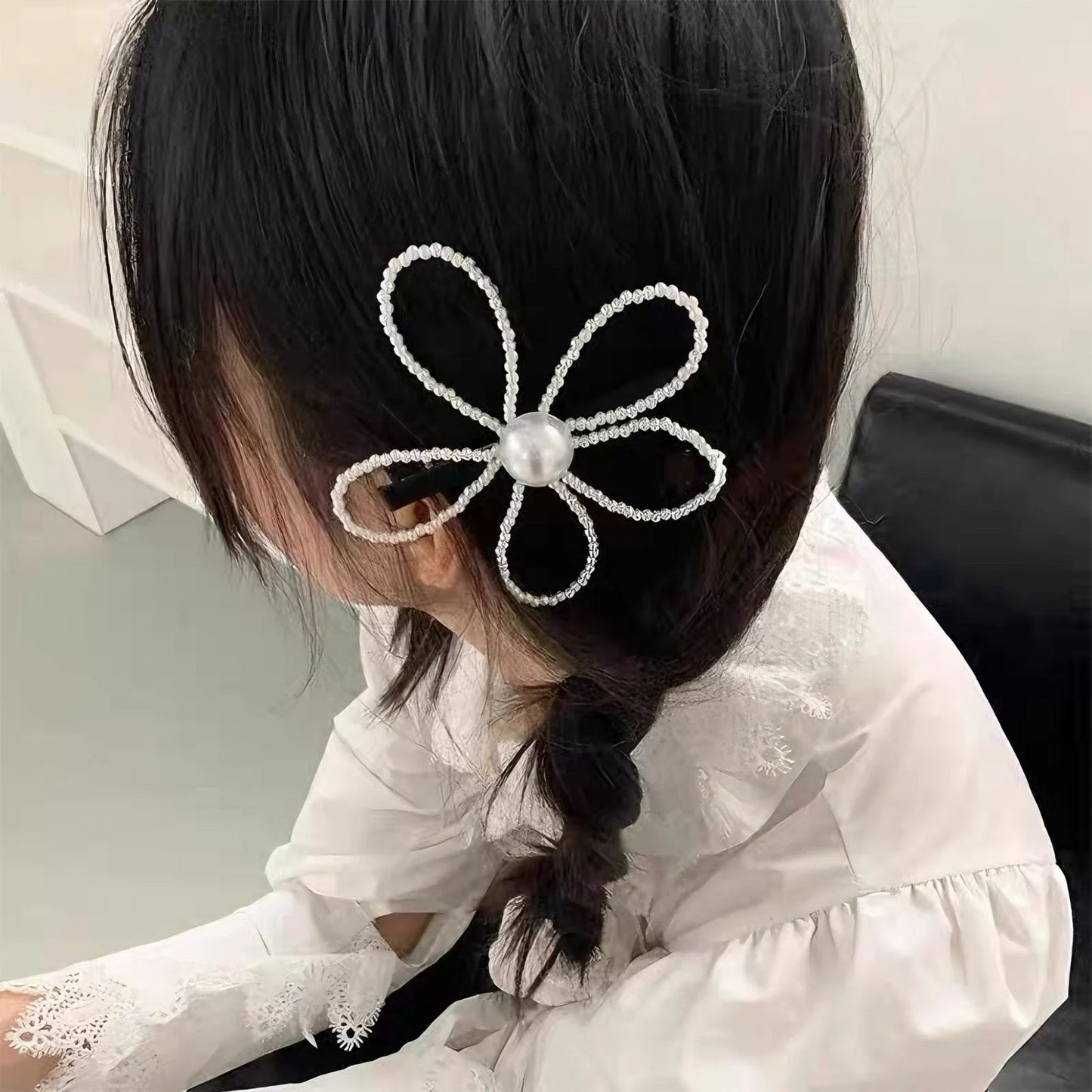 1pcs Pearl Flower Hair Clip Side Bangs Barrettes for Women Girls Non Slip Hairpin Hair Accessories