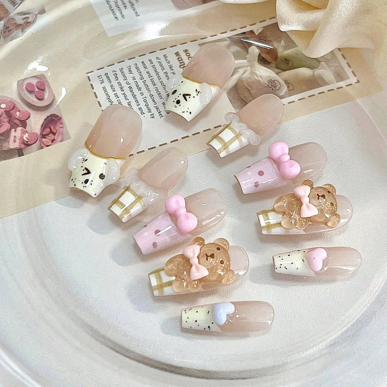 10pcs Pure Handmade Coffin Shaped Nail Art, Fake Nails for Nail Art, Romantic and Cute Teddy Bears, Suitable for Women to Use