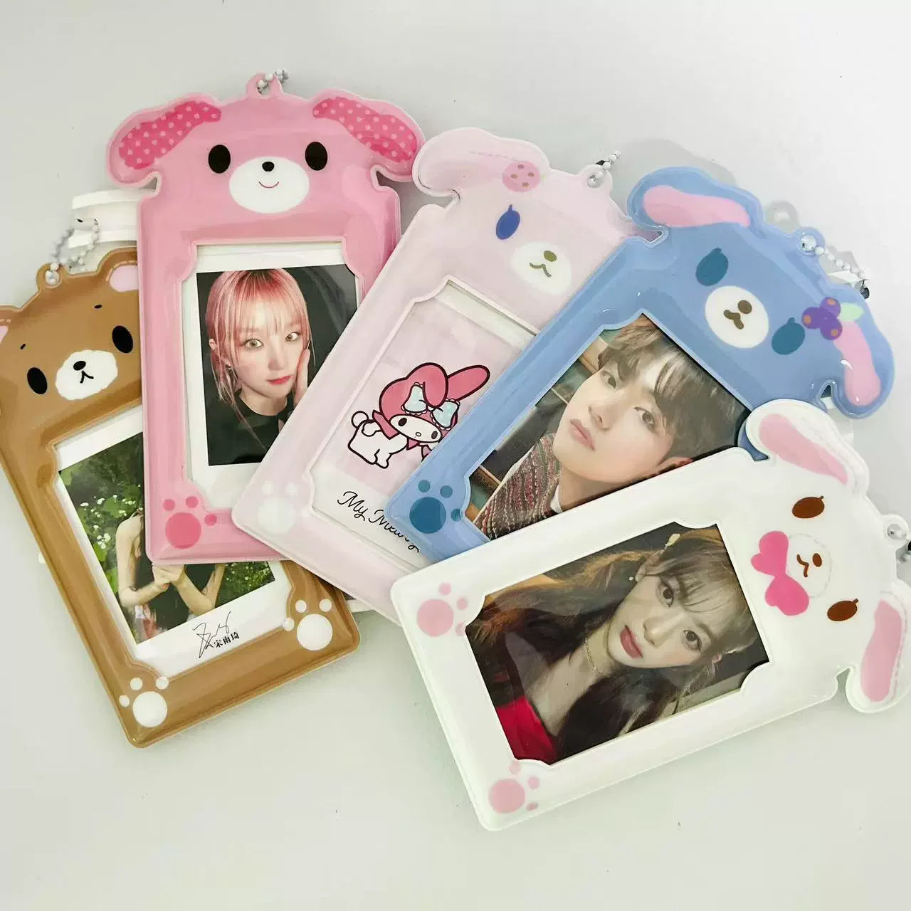 Cartoon Rabbit Photocard Holder Keychain Photo Card Holders 2.9x3.9 Inch ID Badge Holder Bus Card Credit ID Bank Card Holder