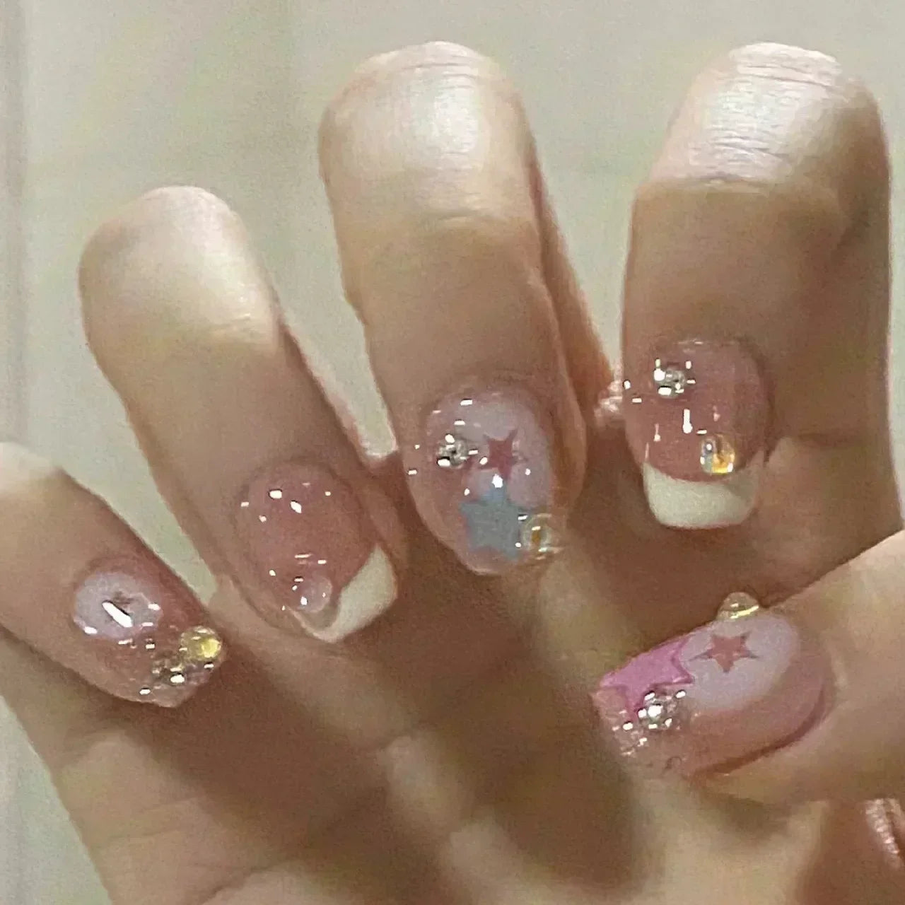 24pcs Cute Girly Short Square False Nails Sweet White French Nail Glitter Star Rhinestones Nail Art Cat Eye Bow Press On Nails