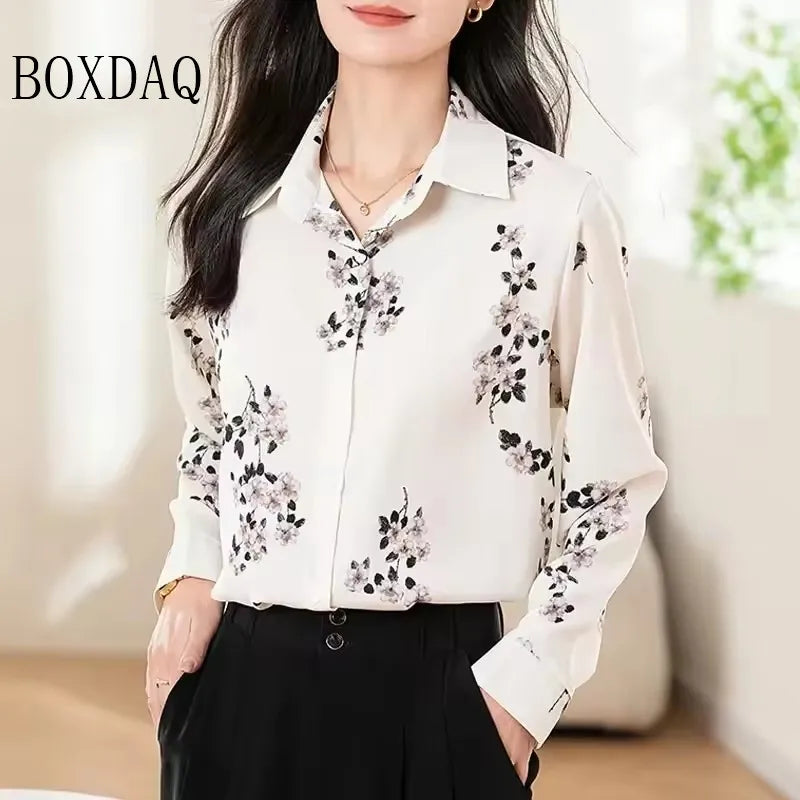 Abstract Print Full-Sleeve Lapel Blouse | Inspired by Hande Erçel