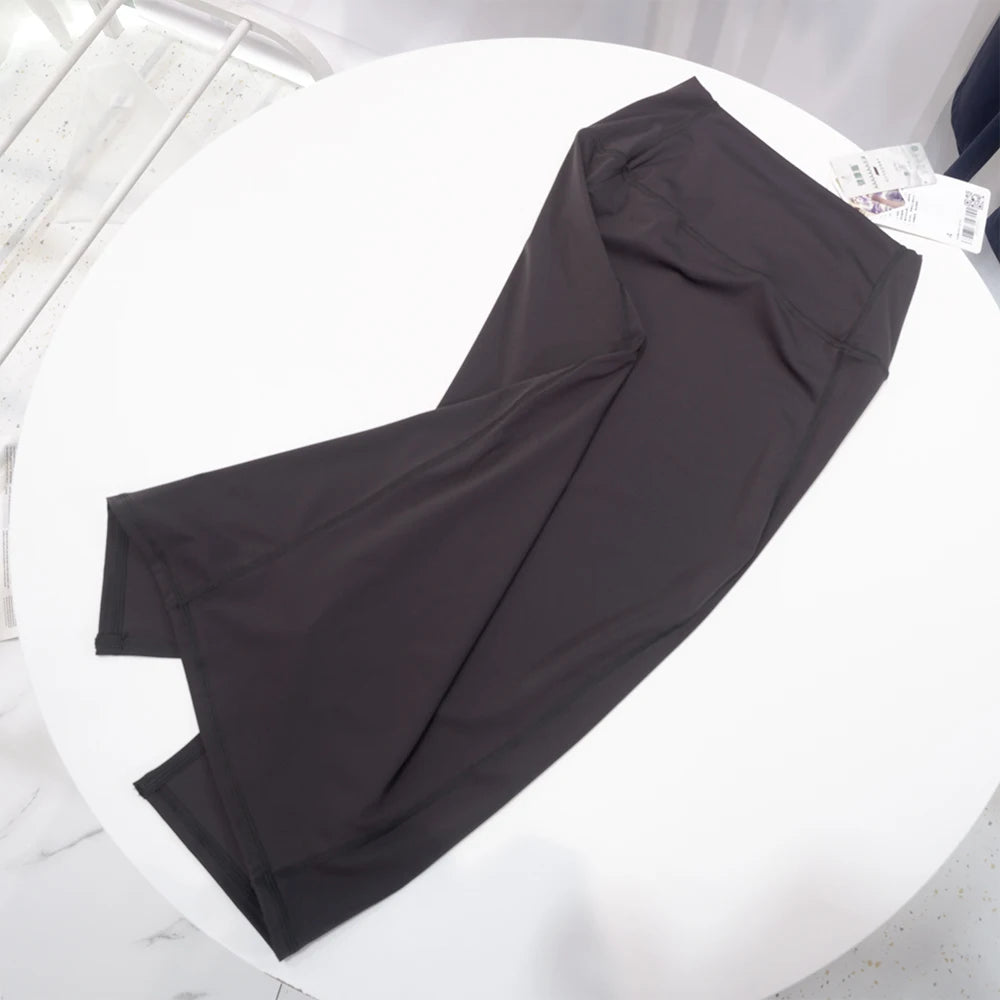 LULU FLORA Hip hugging skirt, half body skirt, high elasticity, high waist yoga, spring and summer mid length, retro nude style