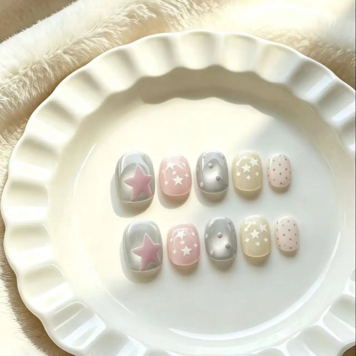 Short Round Press On Nails