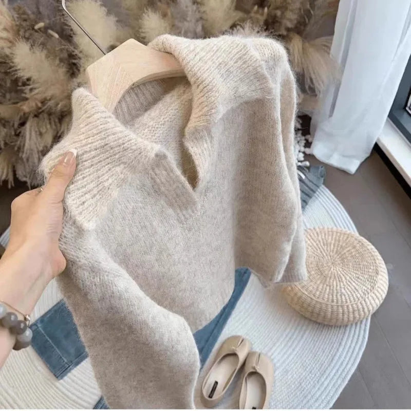 Loose Turn-Down Collar Knit Sweater | Inspired by Hande Erçel