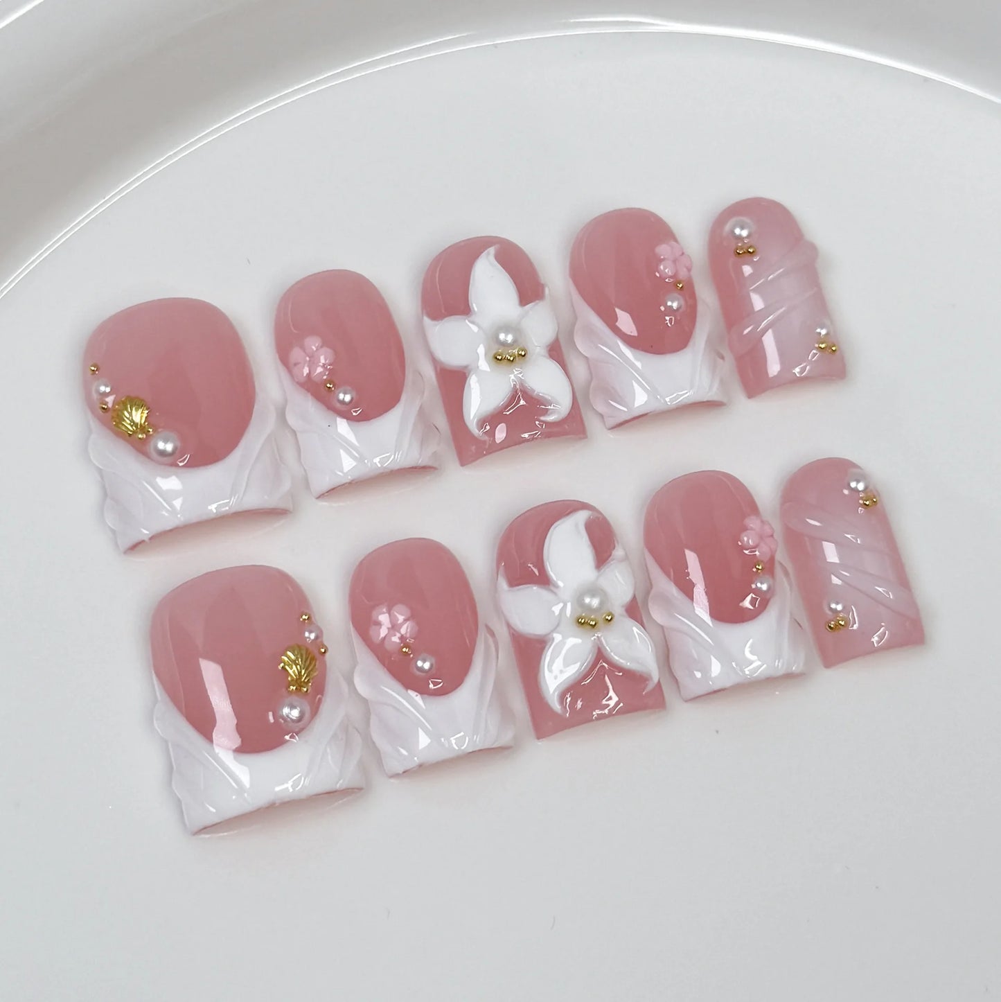10Pcs Sweet Mid-length Ballet False Nails Art Fashion Pink Cat Eye Lovely Bow Wearable Finished Nails Set Summer Acrylic Nails