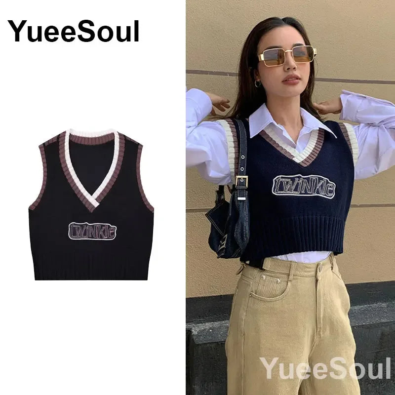Vintage Knitted Women Sweater Vest American Y2K Aesthetic Sweet Cute 90s Slim Crop Waistcoat 2023 New Plaid Sleeveless Knitwears