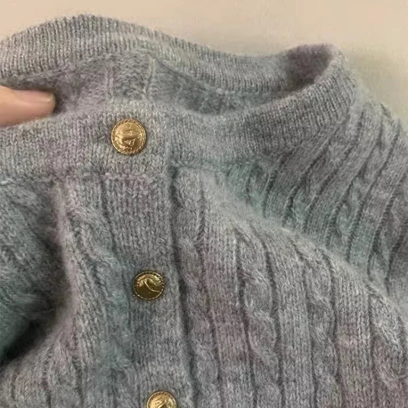 100% pure wool autumn fragrance New Year's red knit cardigan women's twist sweater with high sense of laziness short top.