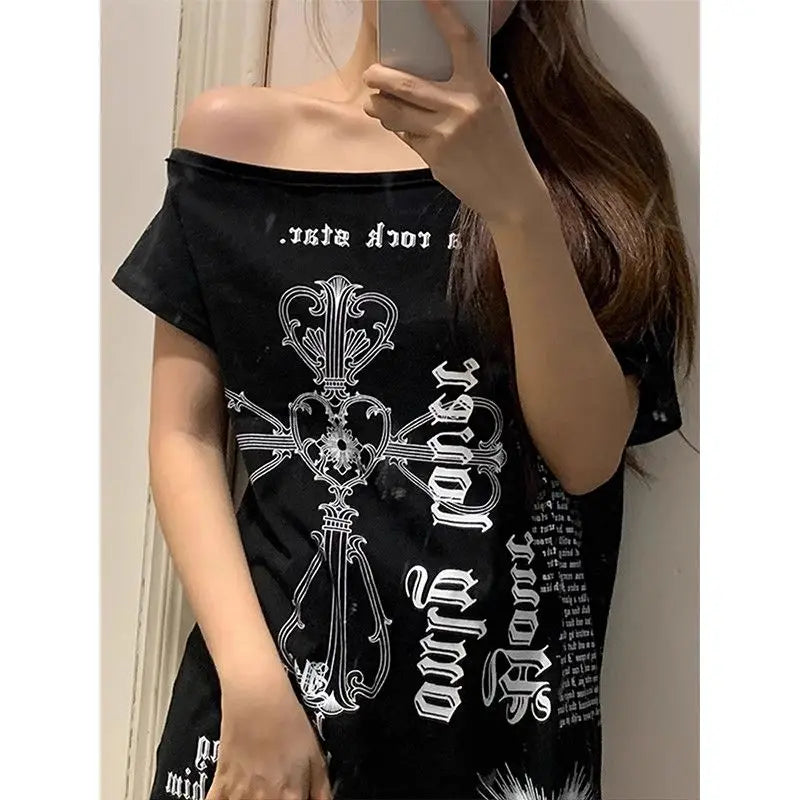 Off Shoulder Asymmetrical Print Black T-shirts Women Summer Loose Short Sleeve Spicy Girl Tops Harajuku Y2k Grunge Tees