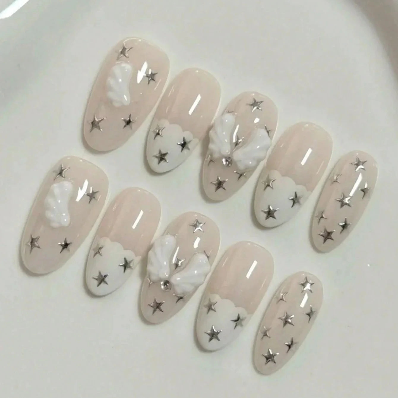 10 pieces of hand-pressed almond-shaped nails, beautiful fake nails, with angel wing notes, suitable for women