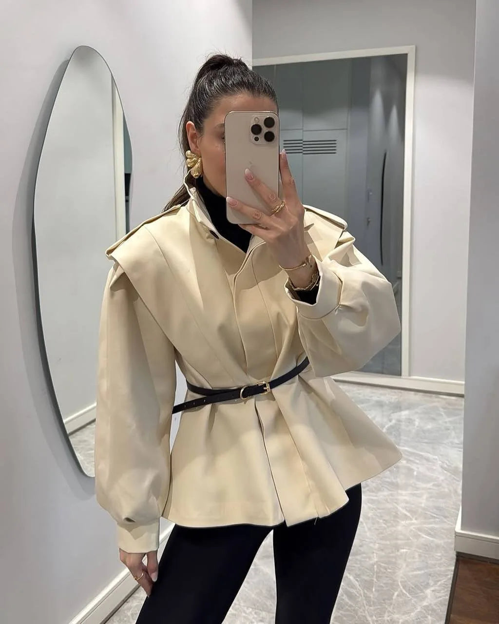 2025 Autumn New Stand Collar Design Sense Slim Fit Irregular Hem Short Trench Coat Women Temperament Commute Style