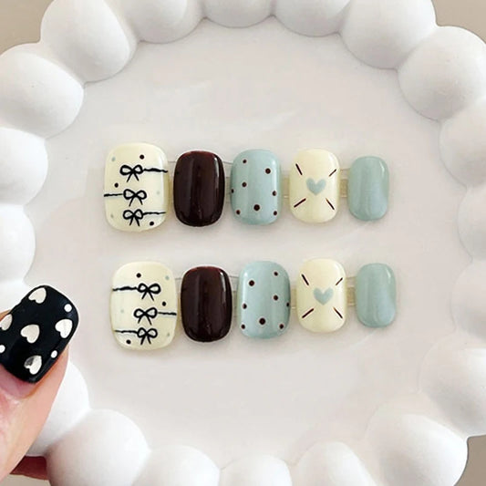 10Pcs Korean Style Cute Bow Polka Dot Print Press on Nails Fake Nails Full Cover Nail Tips Reusable Fake Nail Art Patch Stickers
