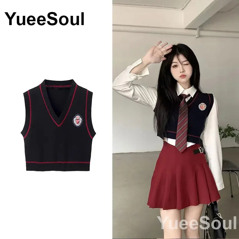 Vintage Knitted Women Sweater Vest American Y2K Aesthetic Sweet Cute 90s Slim Crop Waistcoat 2023 New Plaid Sleeveless Knitwears