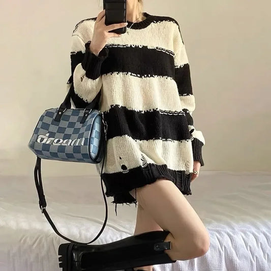 Sweaters Women Gothic Vintage Hole Aesthetic Autumn Streetwear Striped Knitwear Simple Fashion Casual Loose All-match Pullovers