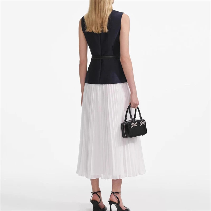 A newSummer women's round-neck elegant blue and white satin patchworkChiffon pleated sleeveless dress y2k fashionable long dress