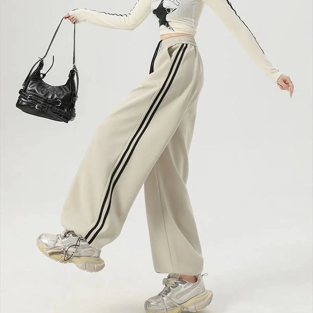 Color-Block Straight Leg Sweatpants | Inspired by Daniela