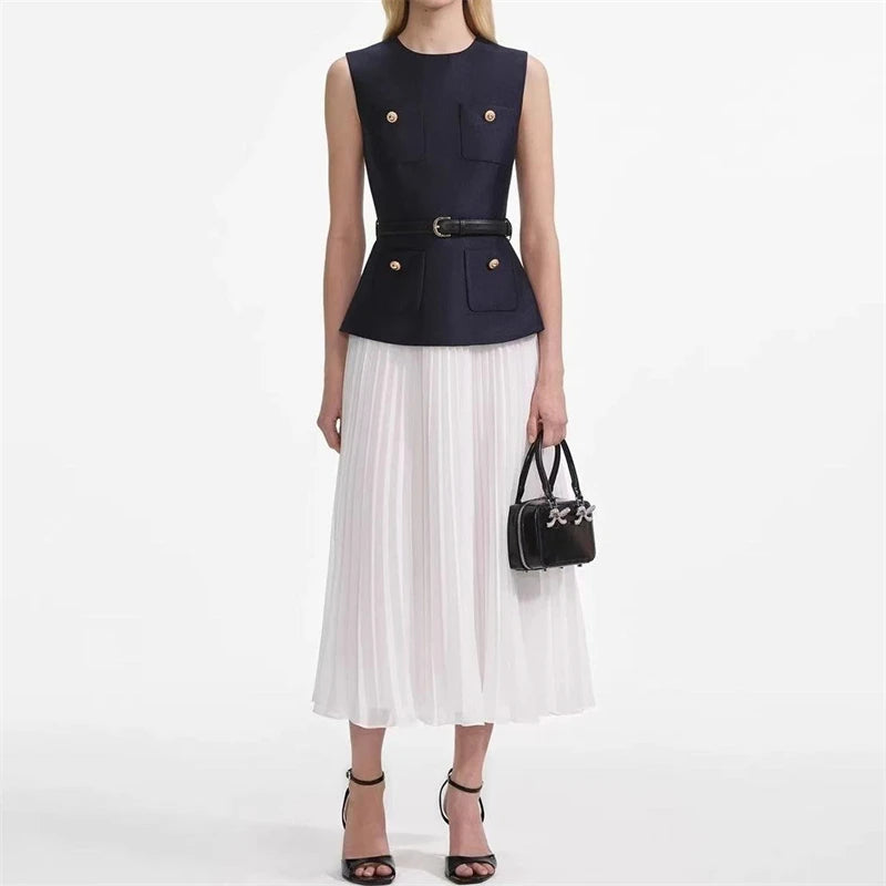 A newSummer women's round-neck elegant blue and white satin patchworkChiffon pleated sleeveless dress y2k fashionable long dress